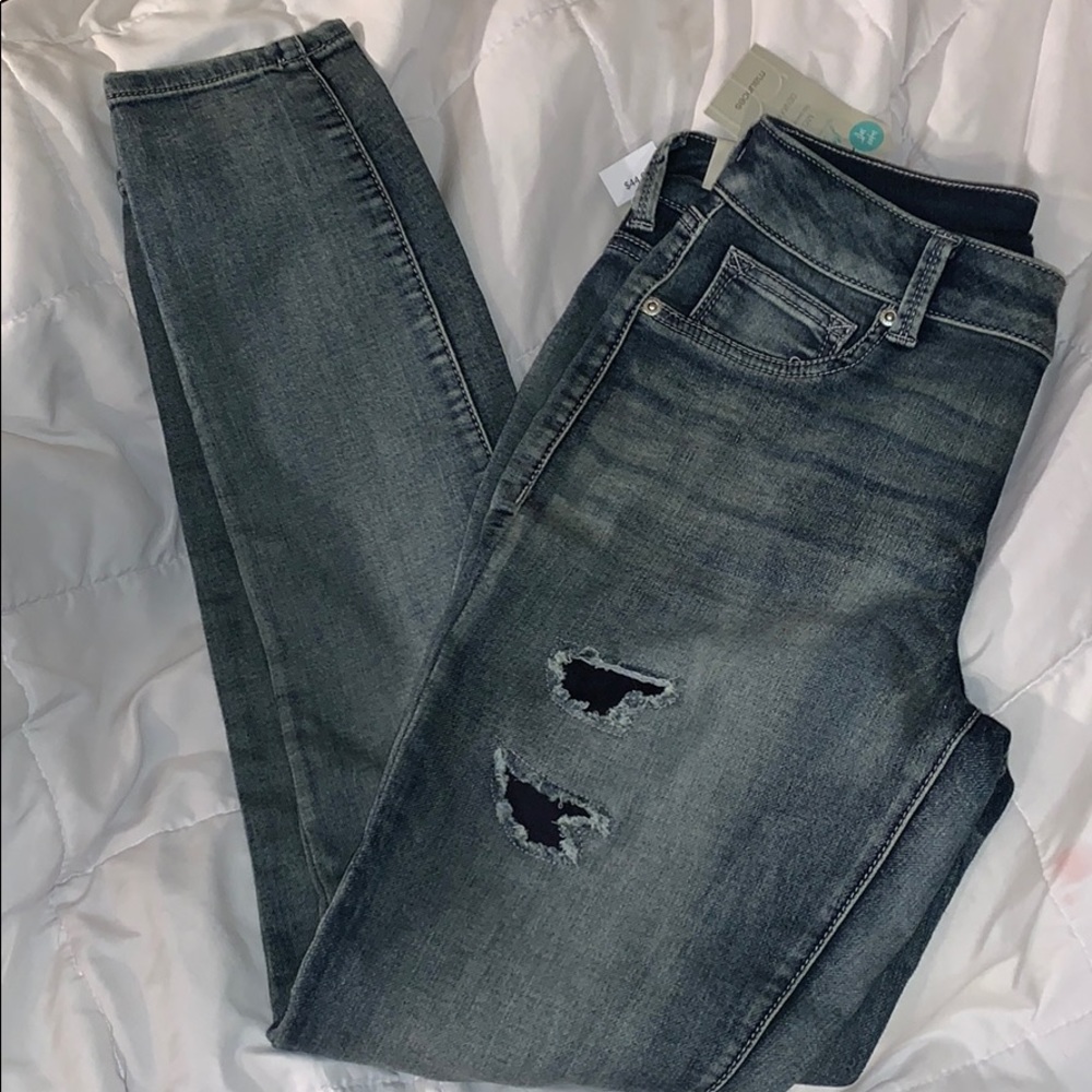 Brand new tags still